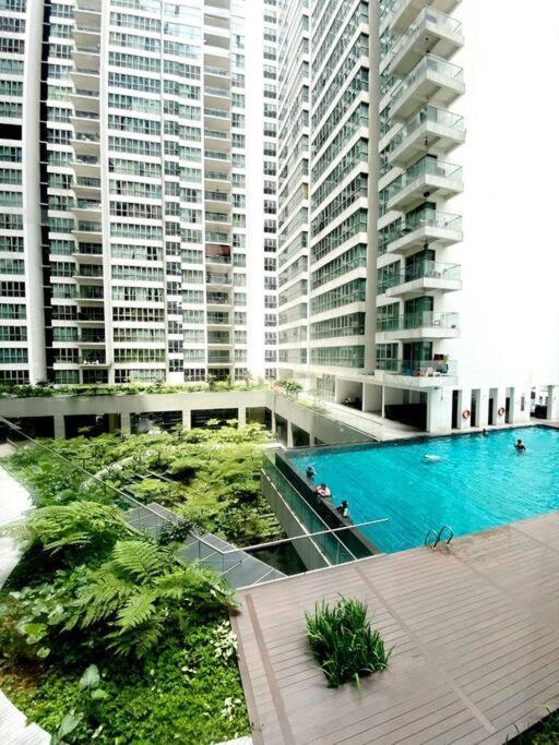 Apartment 2br 2ba In The Heart Of Kl, Regalia *