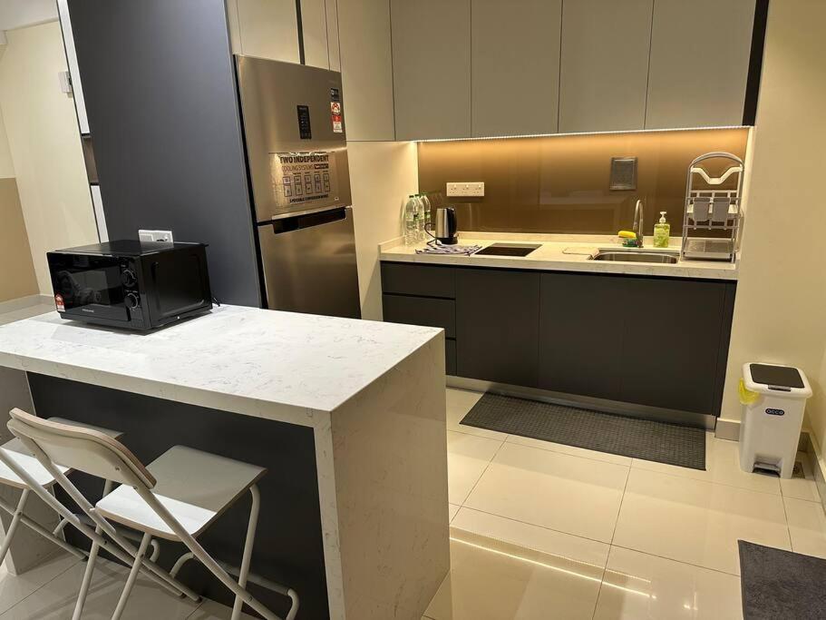 2br 2ba In The Heart Of Kl, Regalia Apartment