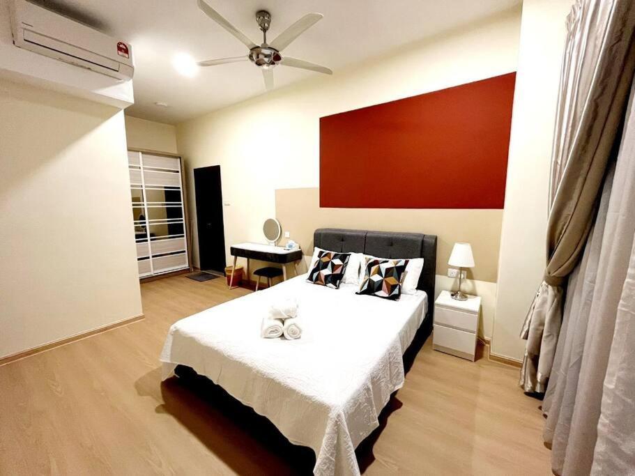 2br 2ba In The Heart Of Kl, Regalia Apartment